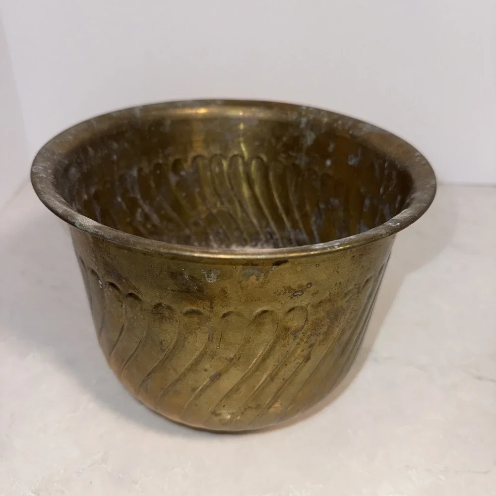 Brass Wavy Swirl Bowl Planter Made in India Vintage 7 1/2 Inch Wide 6 In Tall